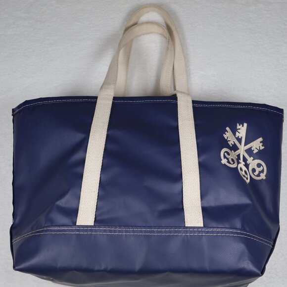 Mark & Graham X Steele Waterproof Tote Bag Medium with UBS logo - Picture 2 of 10